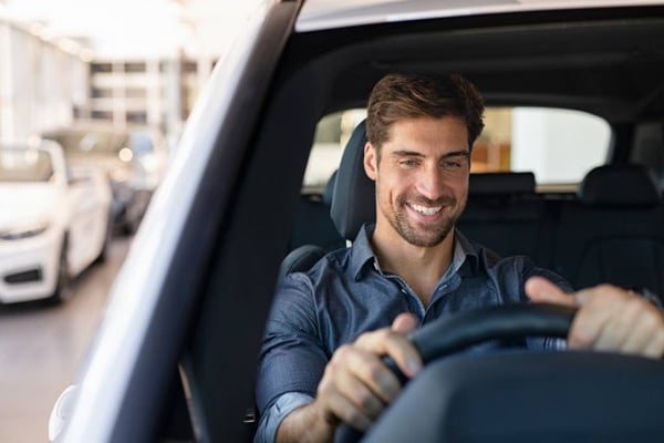 Crédit voiture électrique ou hybride : l'essentiel à savoir