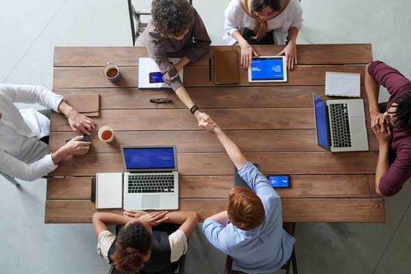 Choisir l'offre internet pro adaptée à son entreprise : comparatif des meilleures box internet